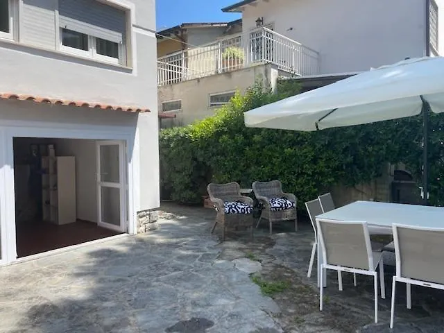 Villa Enrica: Soggiorno Nel Cuore Della Toscana Lido di Camaiore 0*,  Italia